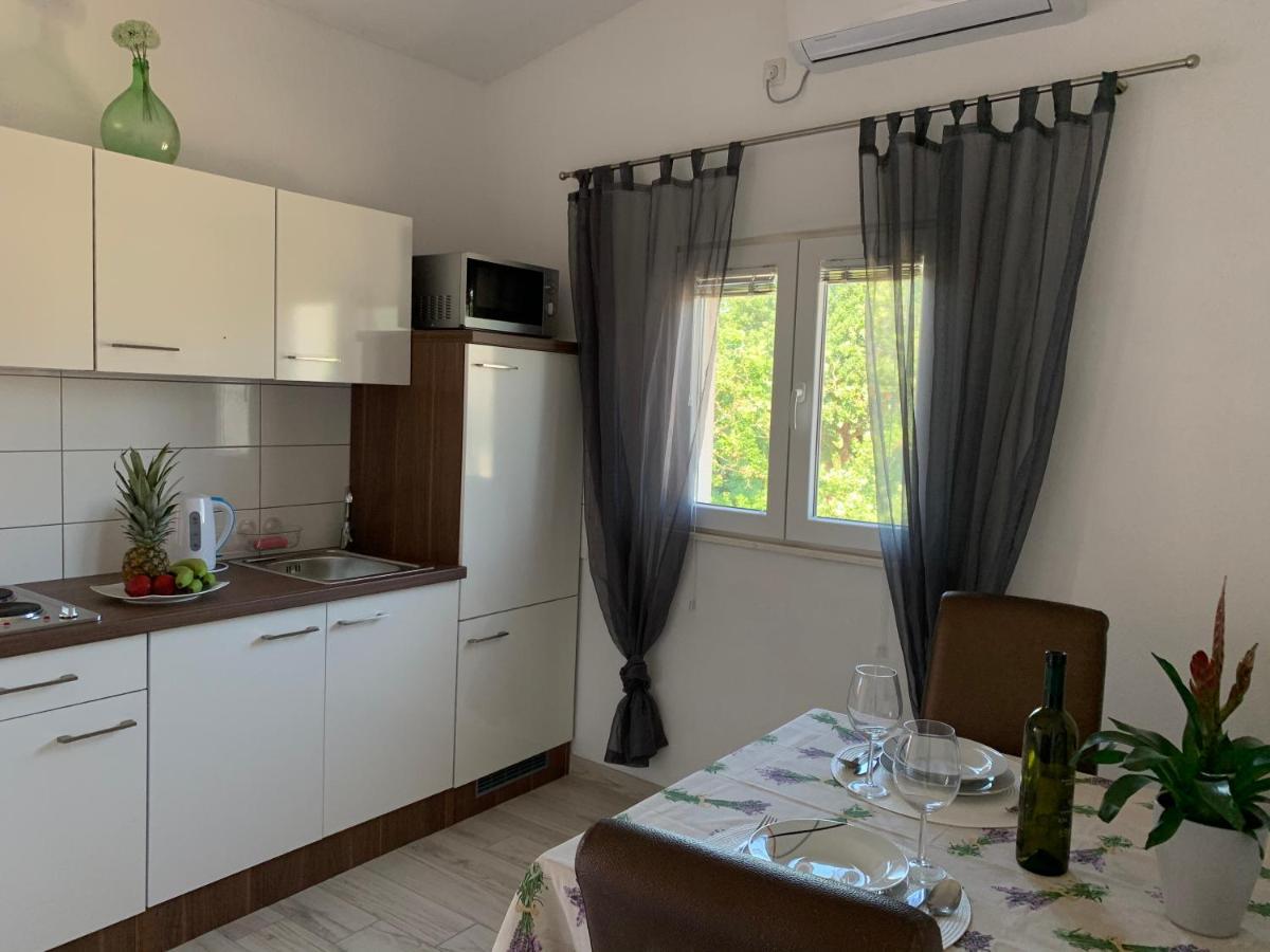 Apartments Fortuna Biograd Na Moru Exterior foto
