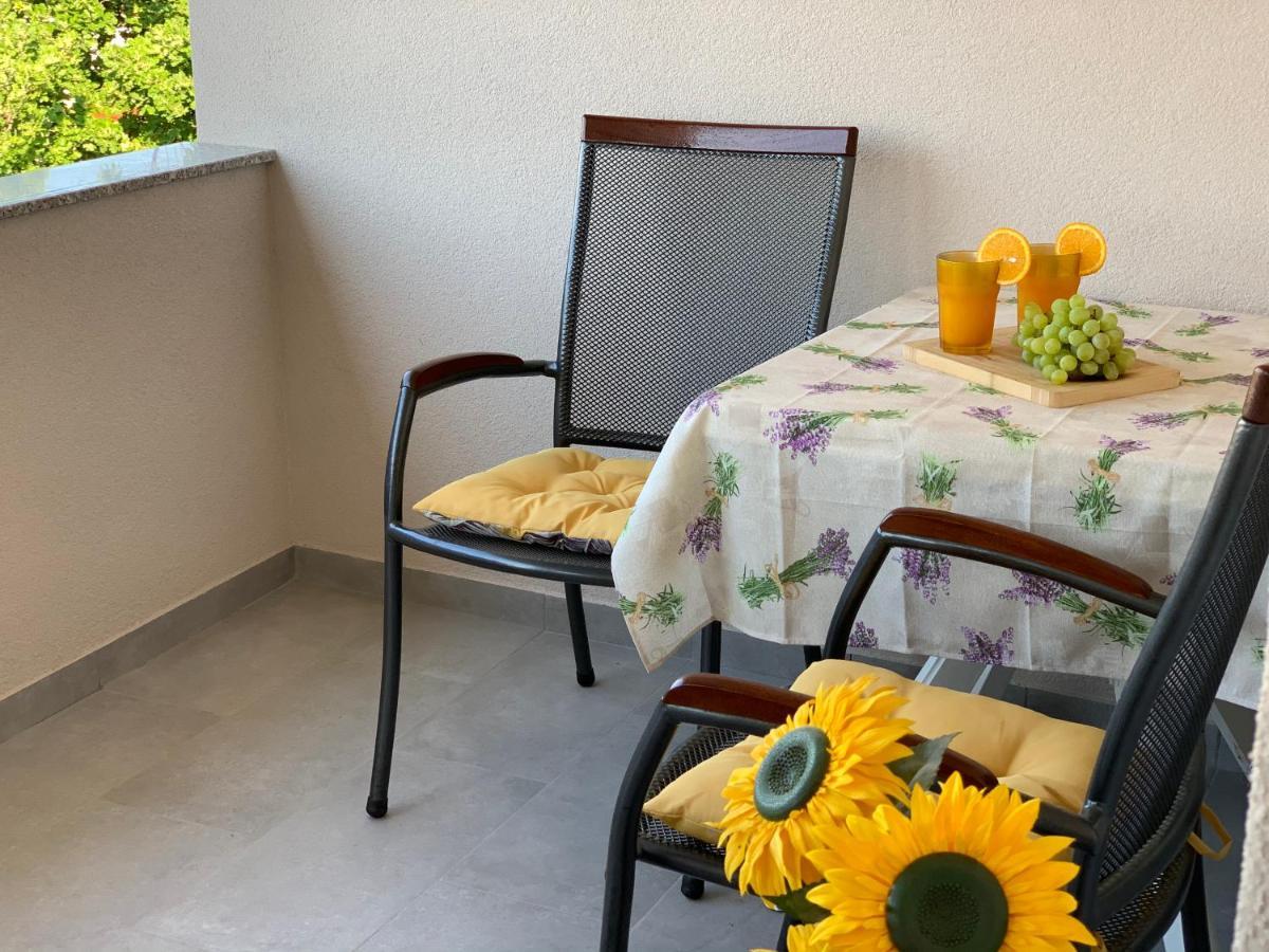 Apartments Fortuna Biograd Na Moru Exterior foto