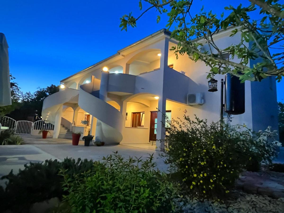 Apartments Fortuna Biograd Na Moru Exterior foto