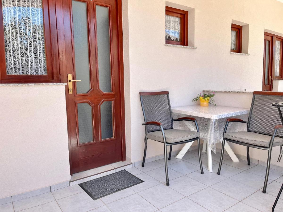 Apartments Fortuna Biograd Na Moru Exterior foto