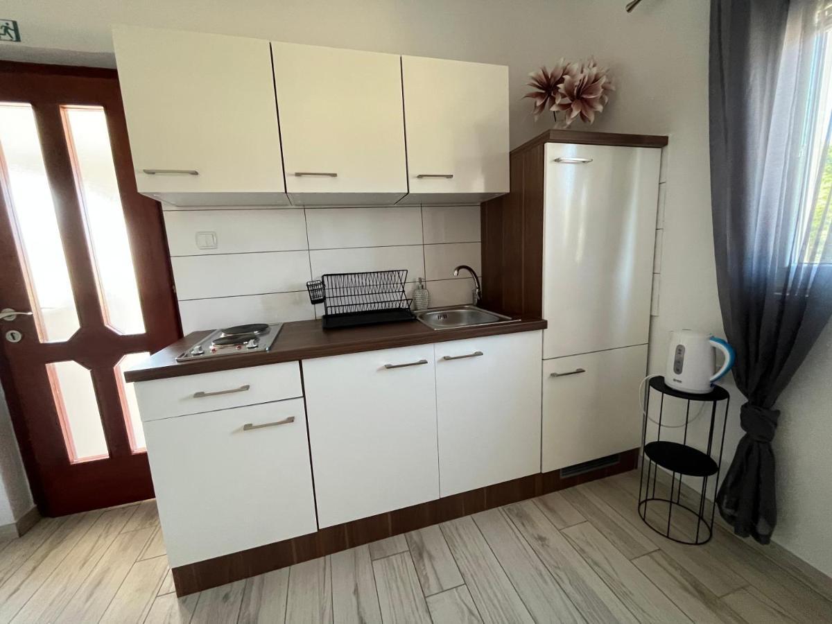 Apartments Fortuna Biograd Na Moru Exterior foto