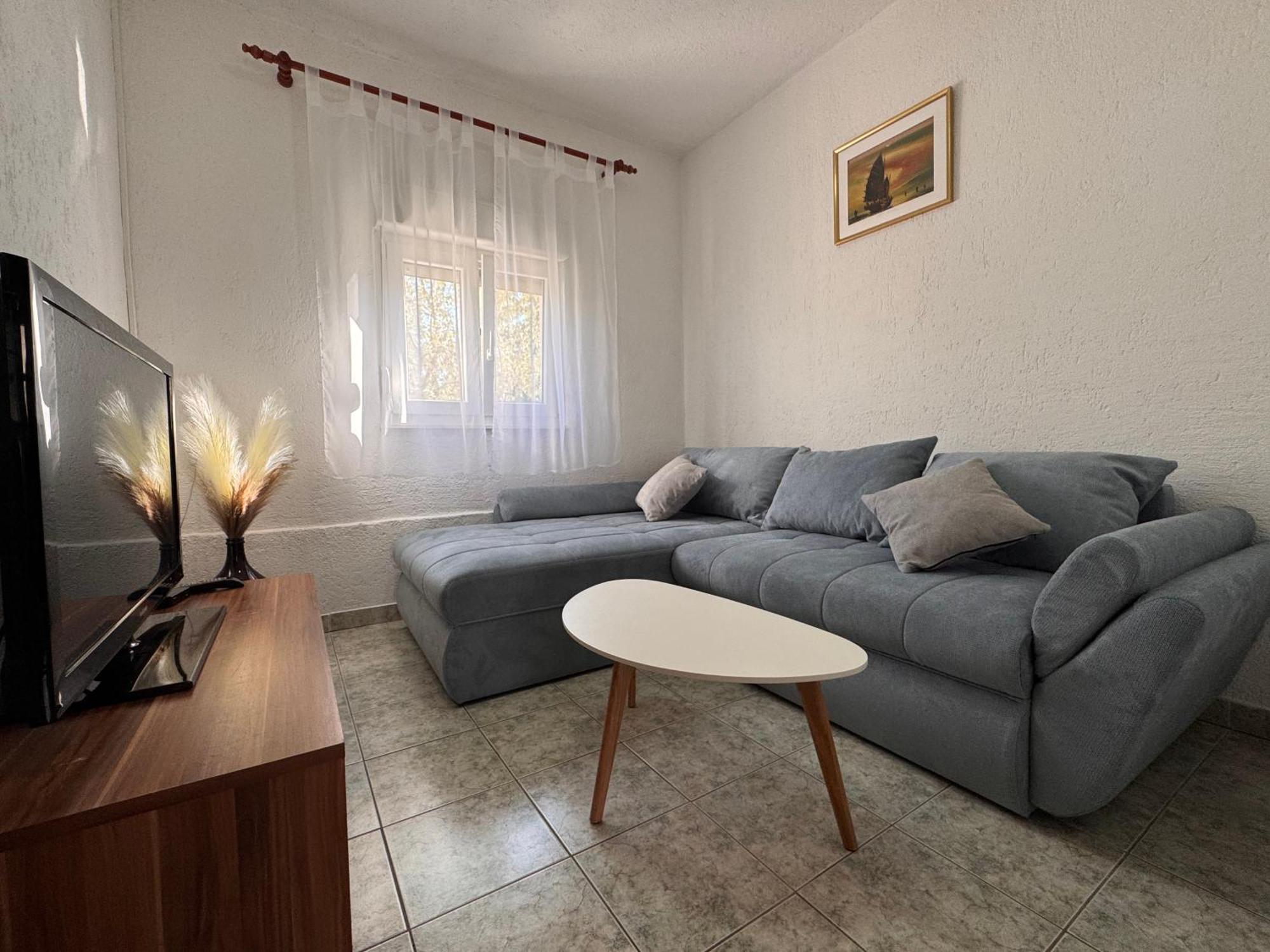 Apartments Fortuna Biograd Na Moru Exterior foto